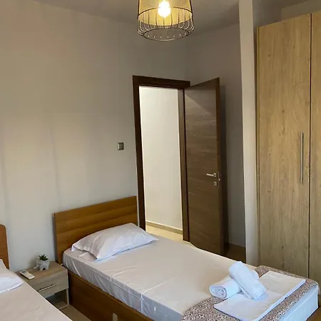 דירה Port View Maisonette