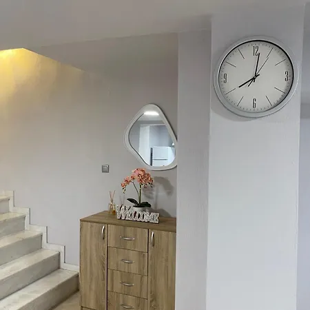Port View Maisonette 아파트 카발라